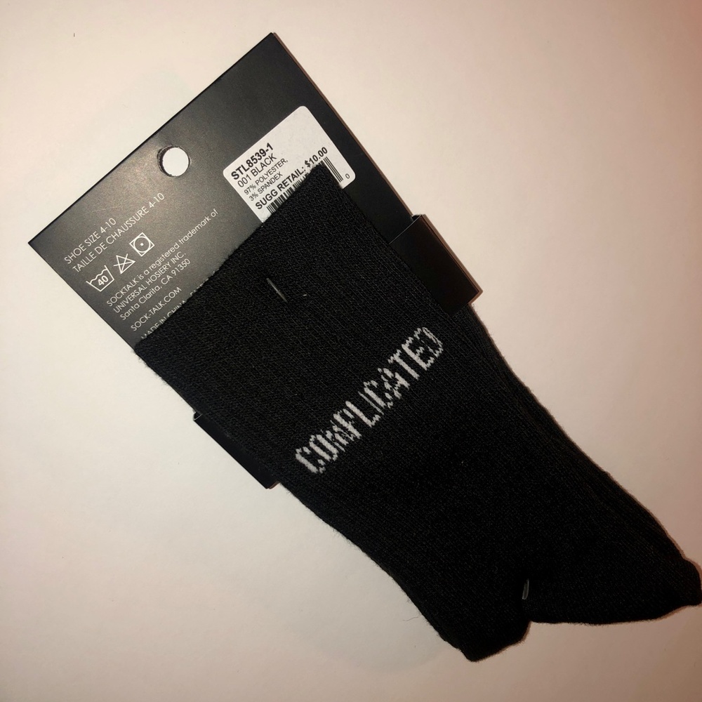NWT wo/men’s black socks Sock talk “It’s Complicated” print